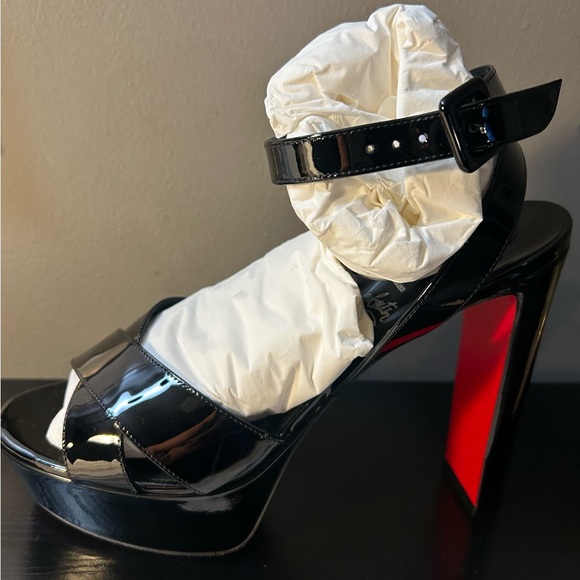 Black patent leather sandals Christian Louboutin. Supramariza - Picture 4 of 9